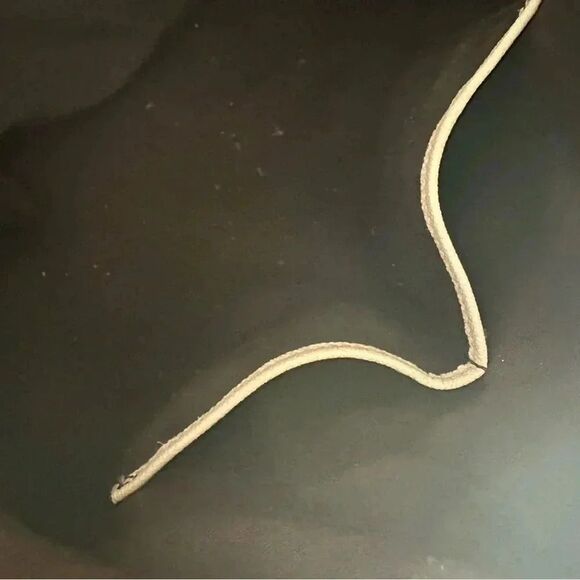 Coach ivory leather shoulder bag with gold detail 16” x 10” - Picture 9 of 10